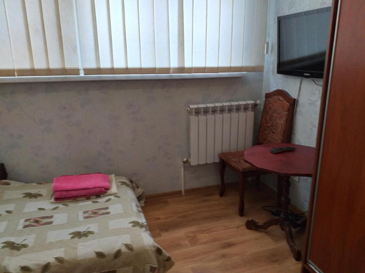 Затишна, Домашня 43М В Тихому Зеленому Місці Поруч Центральний Парк Університет Irpin Exterior foto