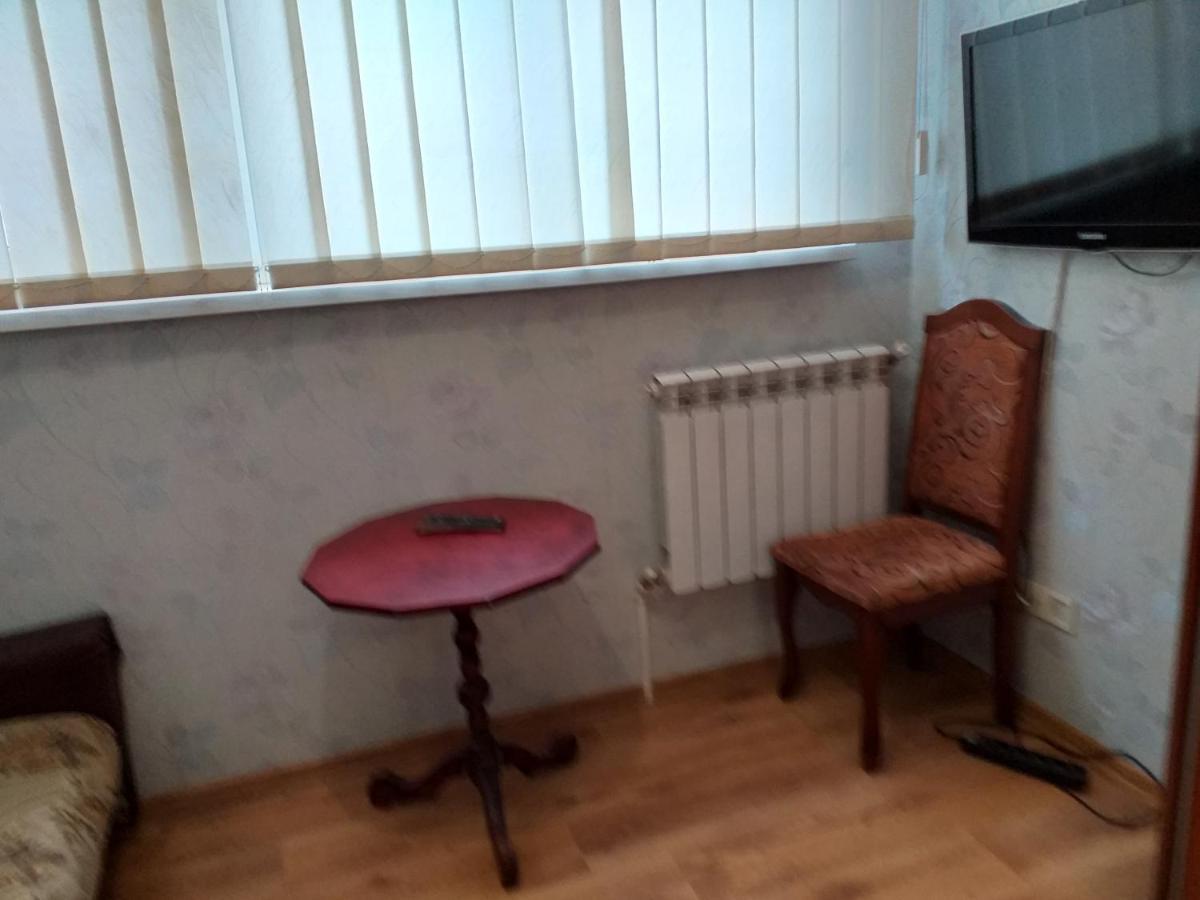 Затишна, Домашня 43М В Тихому Зеленому Місці Поруч Центральний Парк Університет Irpin Exterior foto