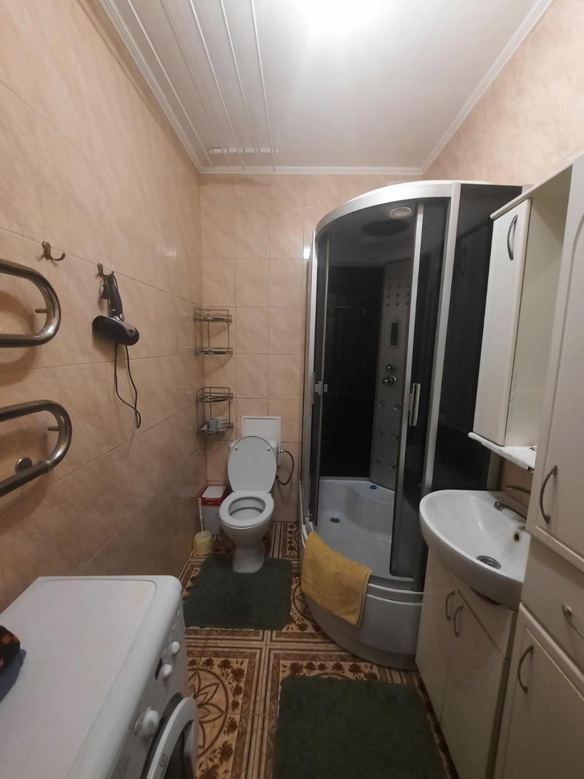 Затишна, Домашня 43М В Тихому Зеленому Місці Поруч Центральний Парк Університет Irpin Exterior foto